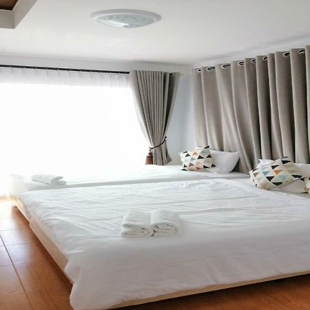 Baan Bua House 2 Hotell Ayutthaya Eksteriør bilde