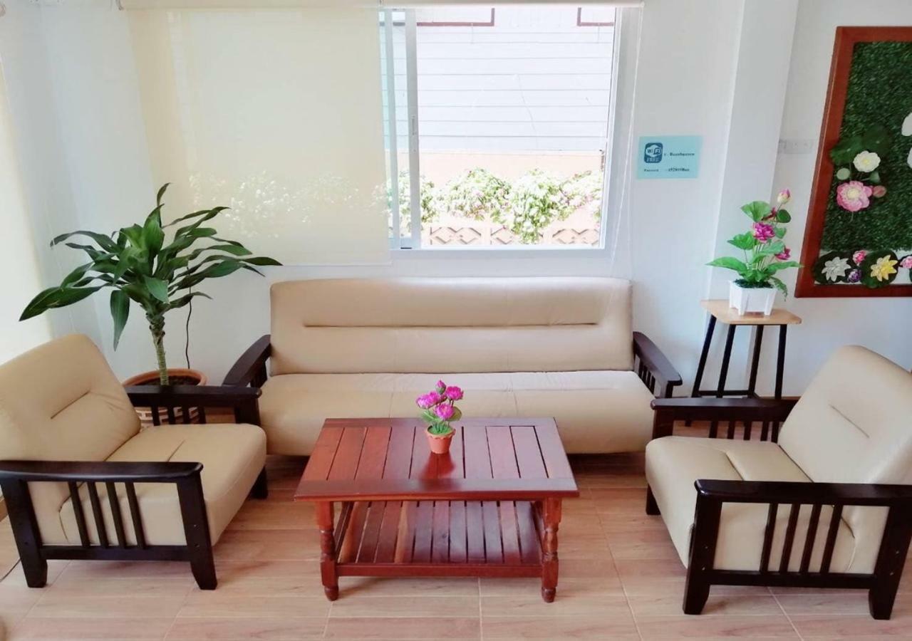 Baan Bua House 2 Hotell Ayutthaya Eksteriør bilde