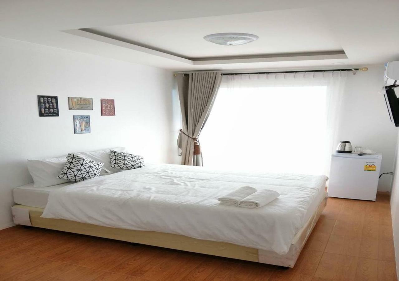 Baan Bua House 2 Hotell Ayutthaya Eksteriør bilde